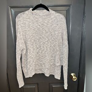 American Eagle Outfitters Light Gray Turtleneck Sweater